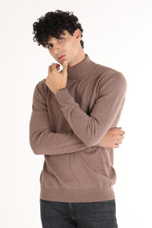 PULL COL ROULÉ